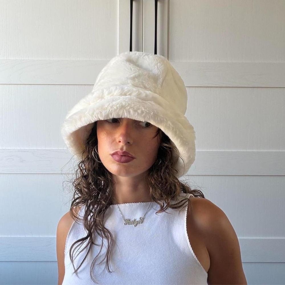 Ivory Faux Fur Bucket Hat